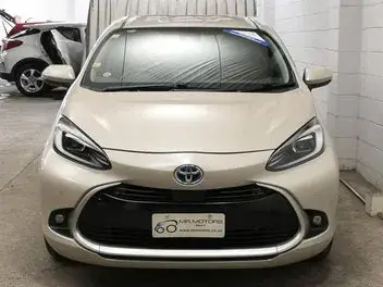 Toyota Aqua 2021 photo 5