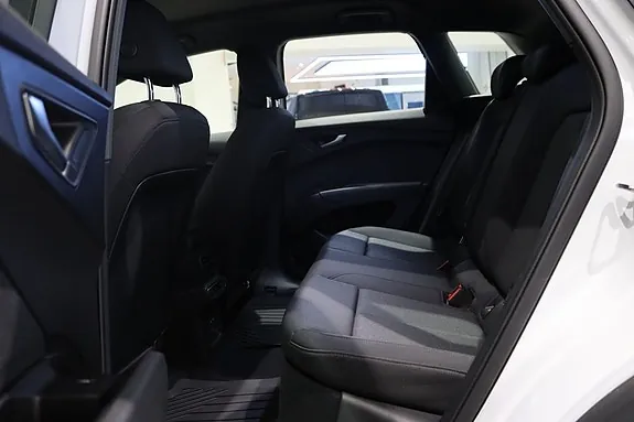 Audi Q4 E-Tron 2023 photo 5