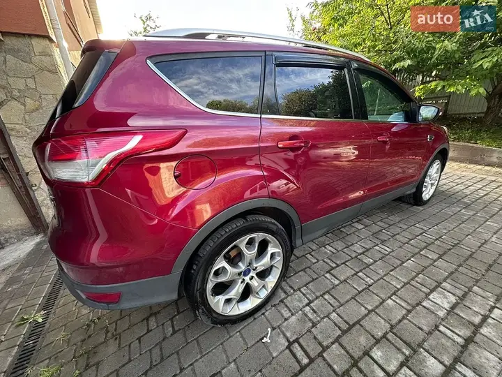 Ford Escape 2013 photo 2