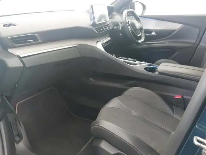 Peugeot 5008 2023 photo 5