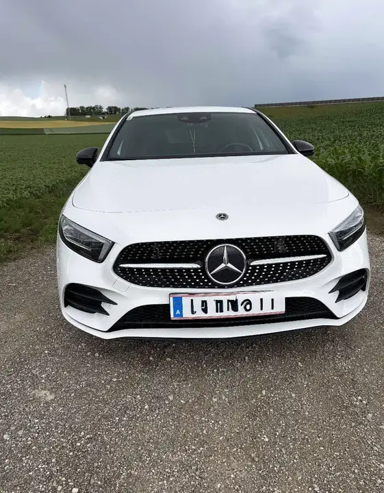 Mercedes-Benz A-Class 2018 photo 2
