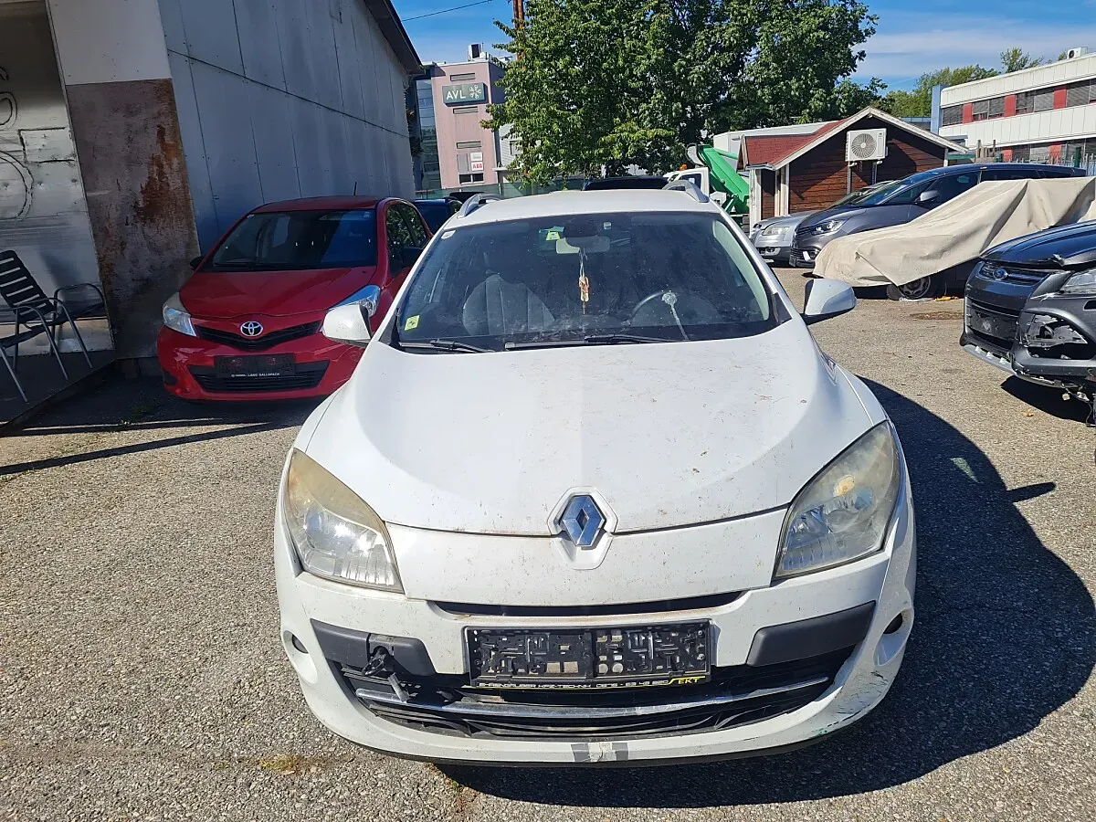 Renault Megane 2010 photo 2