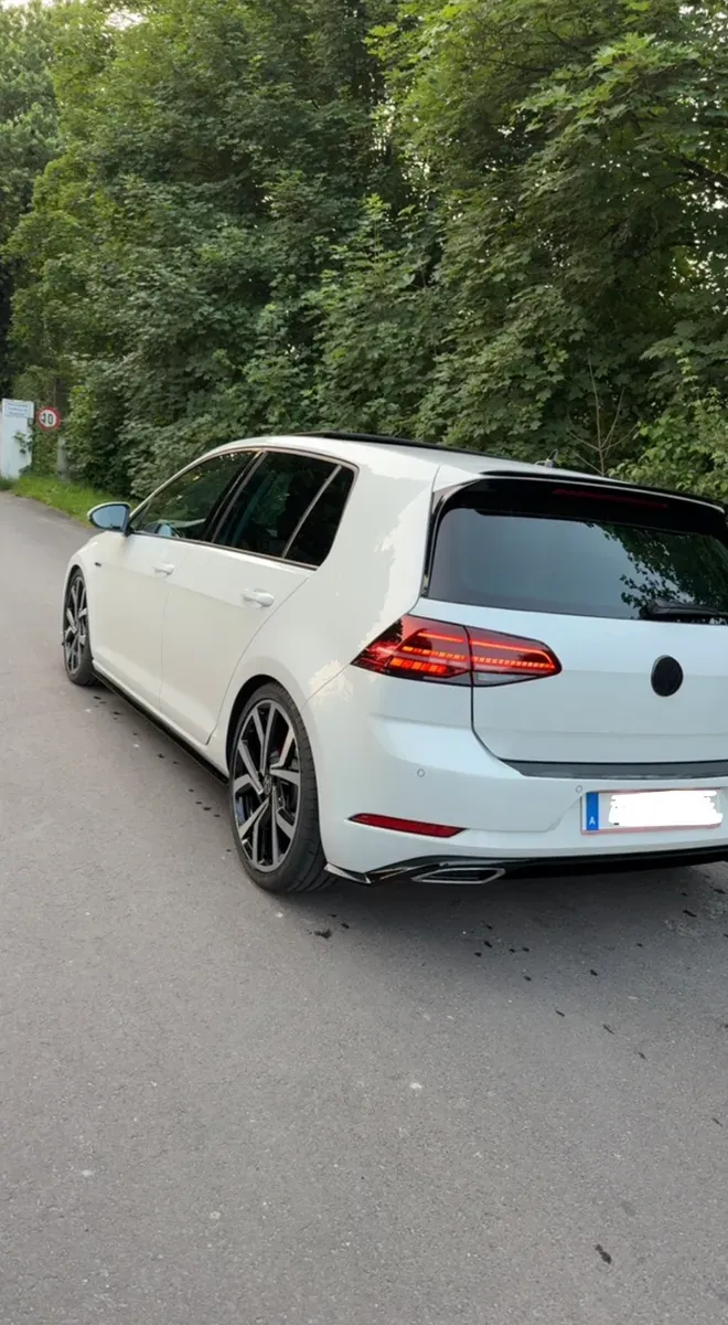 Volkswagen Golf 2017 photo 2