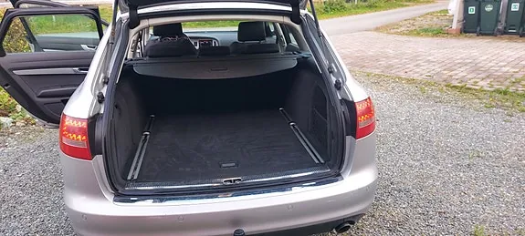 Audi A6 2010 photo 3