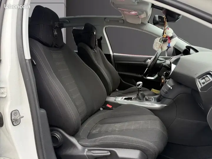 Peugeot 308 2016 photo 4