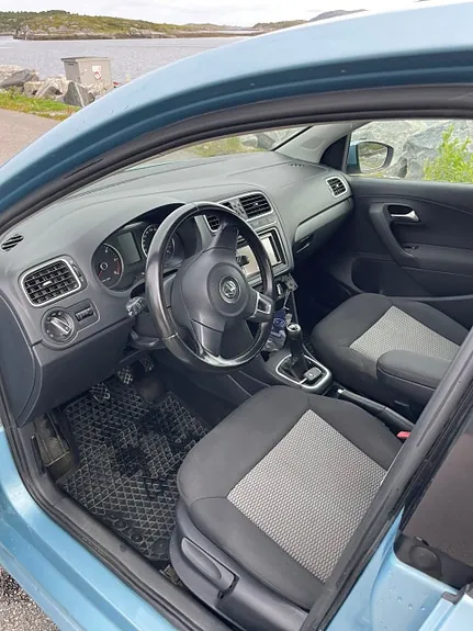 Volkswagen Polo 2010 photo 4