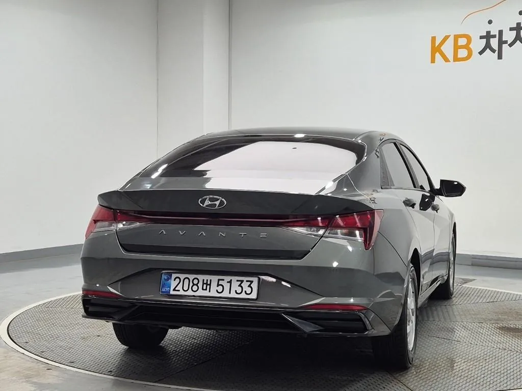Hyundai Avante 2021 photo 3