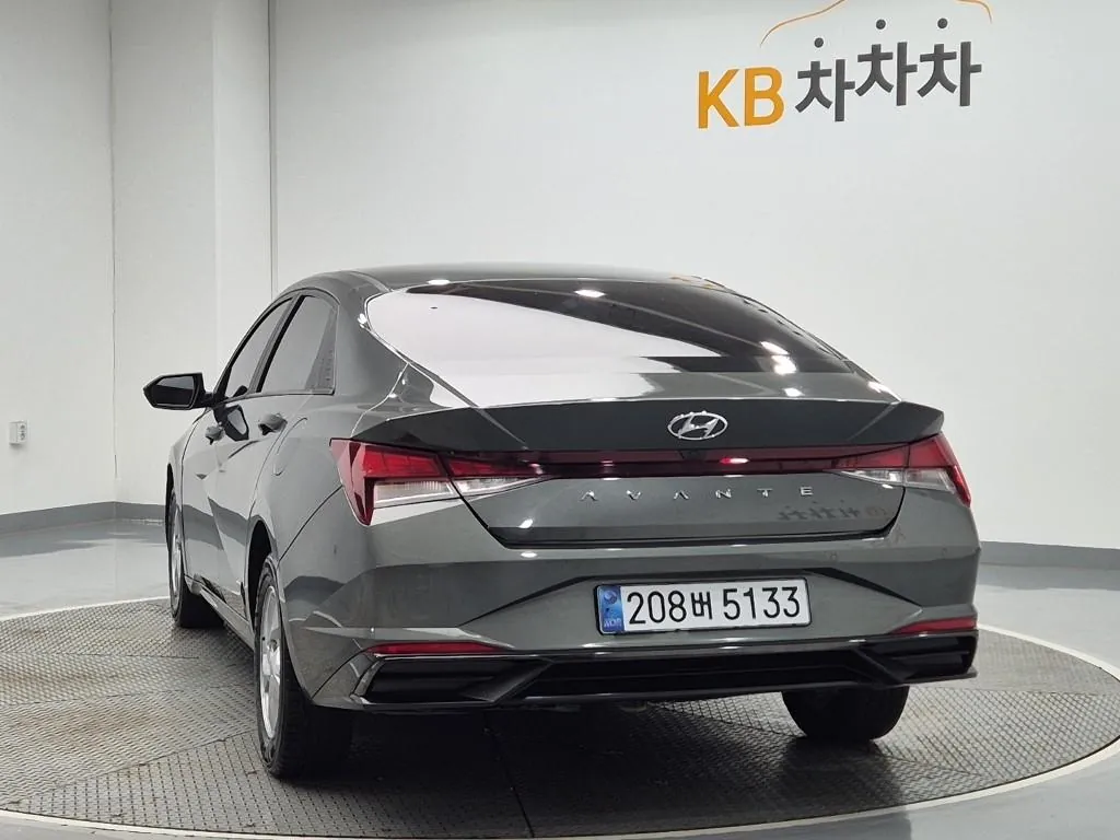 Hyundai Avante 2021 photo 2