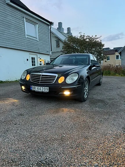 Mercedes-Benz E220 D