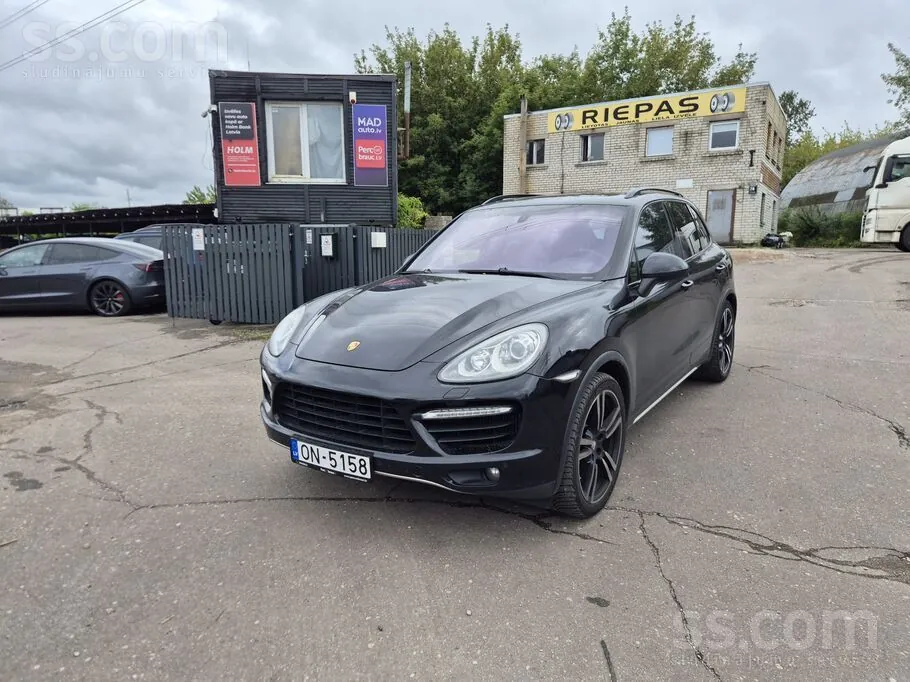 Porsche Cayenne 2011 photo 4