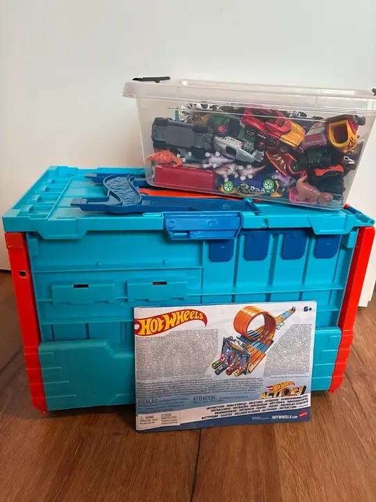 Hot Wheels Rennbahn Autos