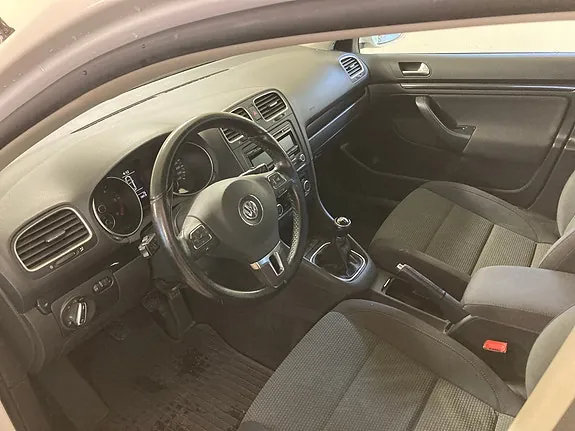 Volkswagen Golf Vi 2011 photo 3