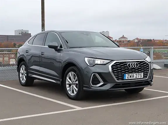 Audi Q3 2024 photo 2