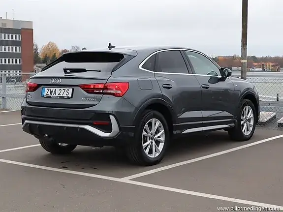 Audi Q3 2024 photo 4