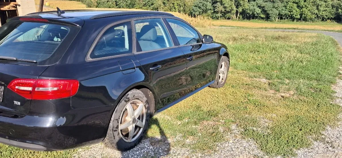 Audi A4 2013 photo 3
