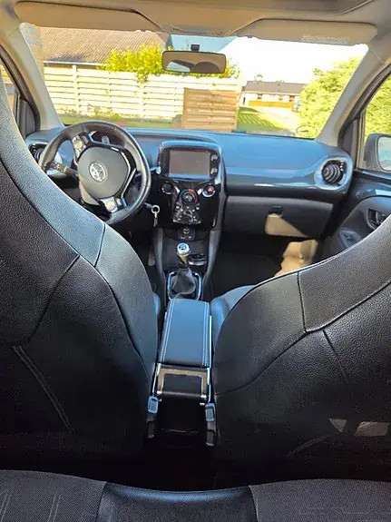 Toyota Aygo 2015 photo 5