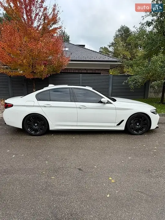 BMW 5 Series 2018 photo 4