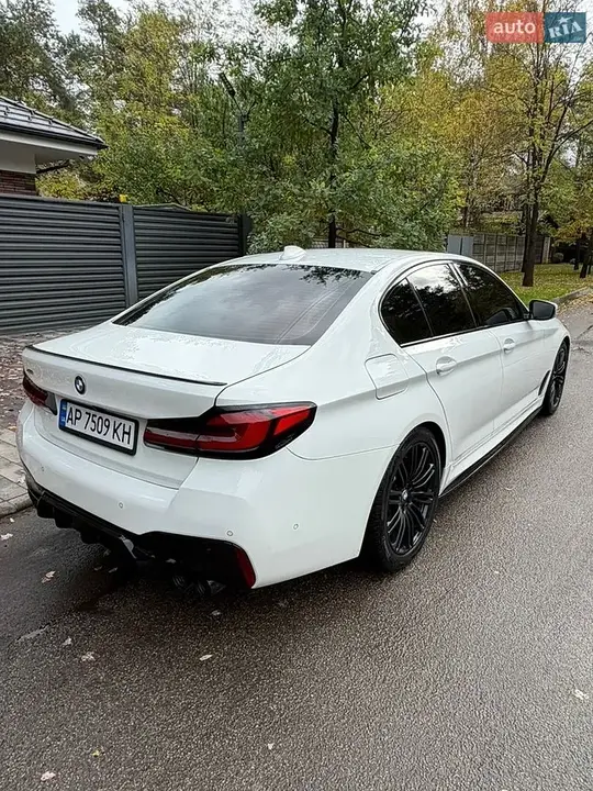 BMW 5 Series 2018 photo 5