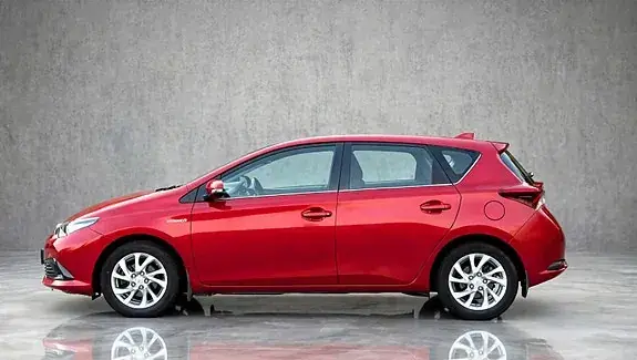 Toyota Auris 2017 photo 4