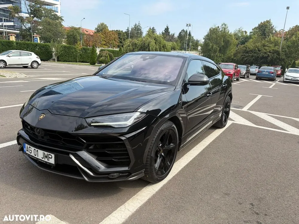 Lamborghini Urus 2020 photo 2