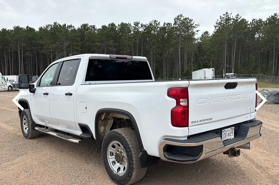 Chevrolet Silverado 3500 2020 photo 2