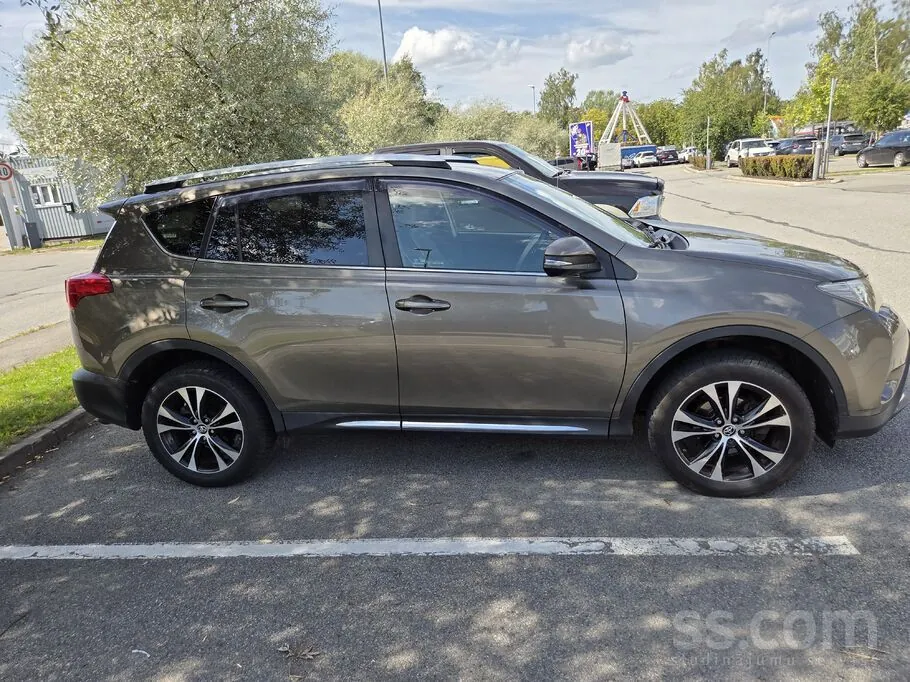Toyota Rav4 2014 photo 3