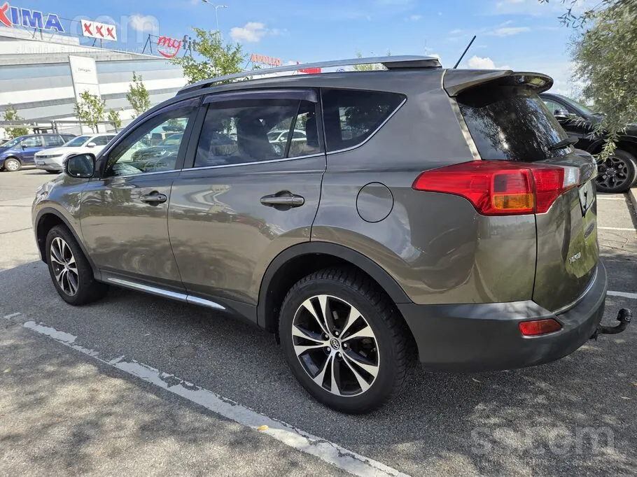 Toyota Rav4 2014 photo 5