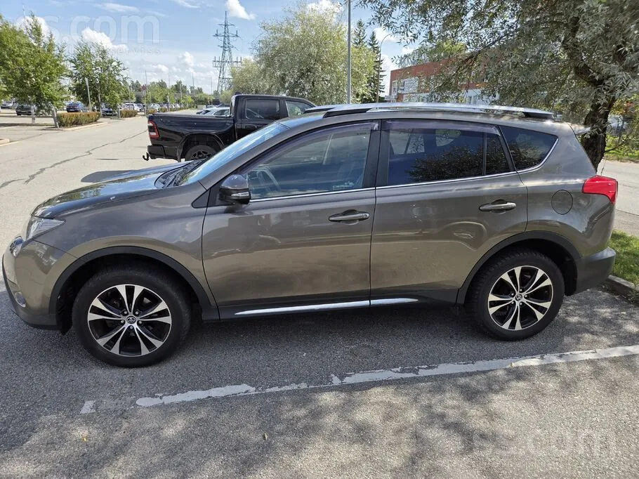 Toyota Rav4 2014 photo 4
