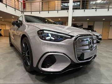Mercedes-Benz C-Class 2026 photo 3