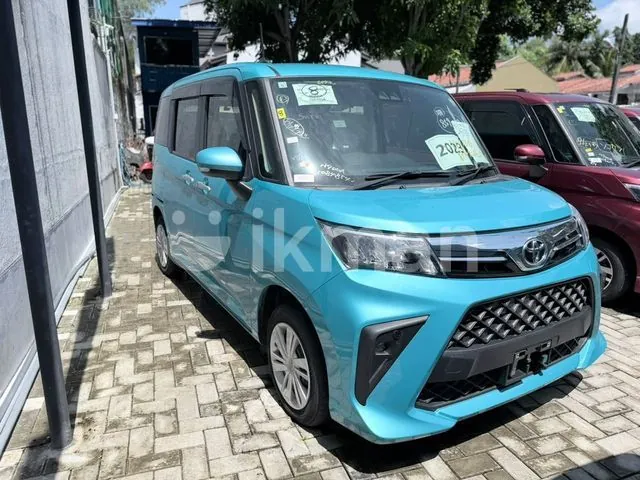 Toyota Roomy 2023 photo 2