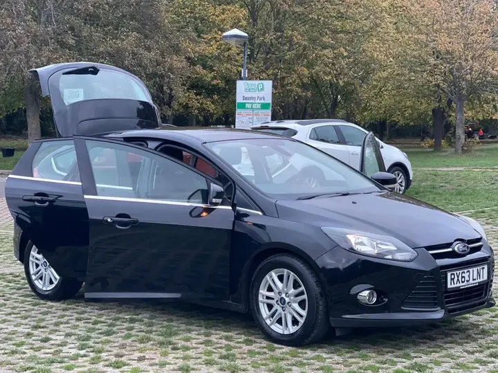 Ford Focus 2013 photo 5