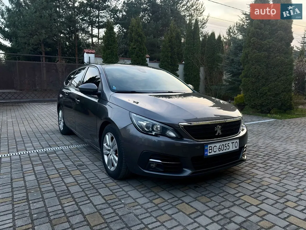 Peugeot 308 2017 photo 2