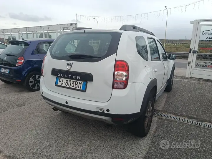 Dacia Duster 2016 photo 2