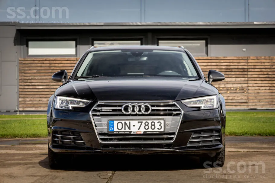 Audi A4 2017 photo 2