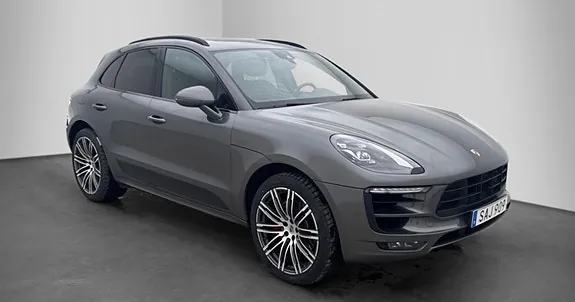 Porsche Macan Gts 2018 photo 2