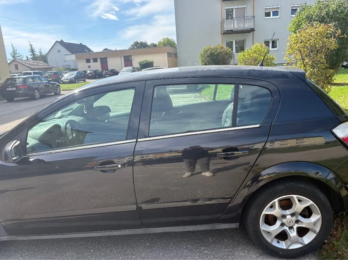 Opel Astra 2005 photo 2