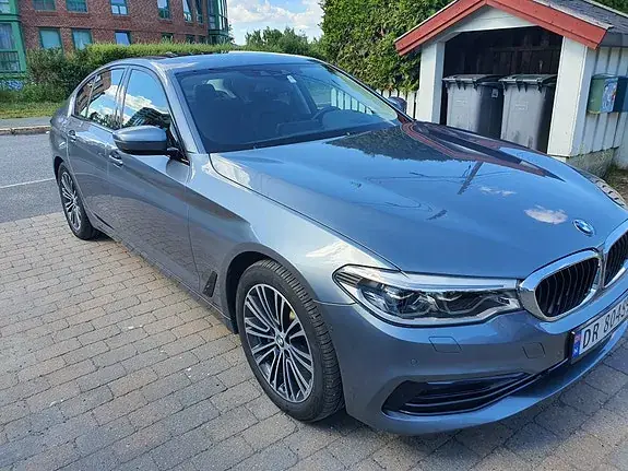 BMW 530E