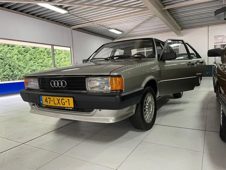 Audi 80