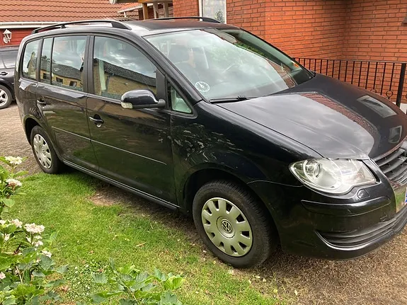 Volkswagen Touran 2007 photo 3