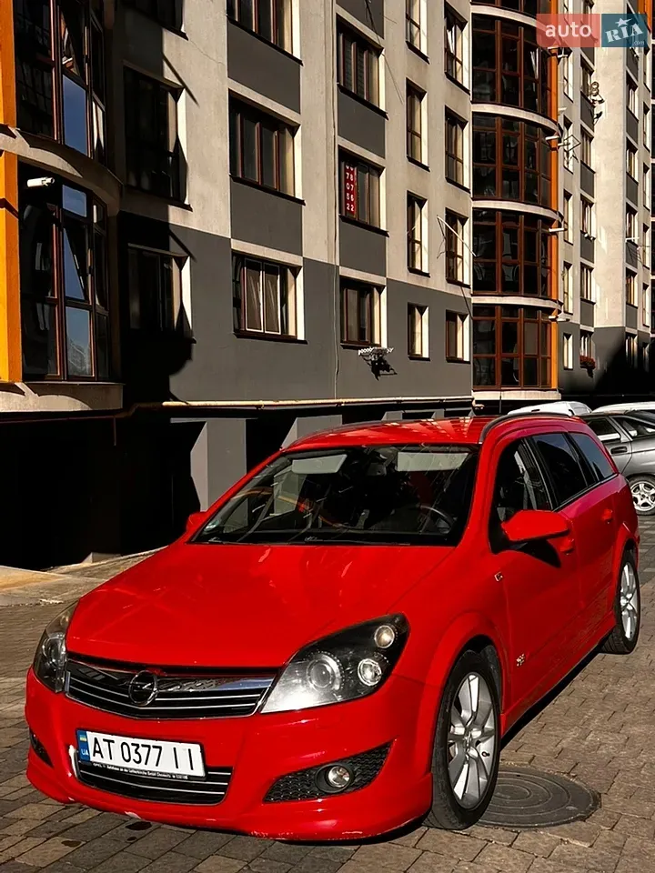 Opel Astra 2009 photo 4