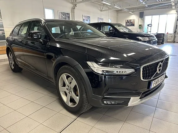Volvo V90 Cross Country 2018 photo 2