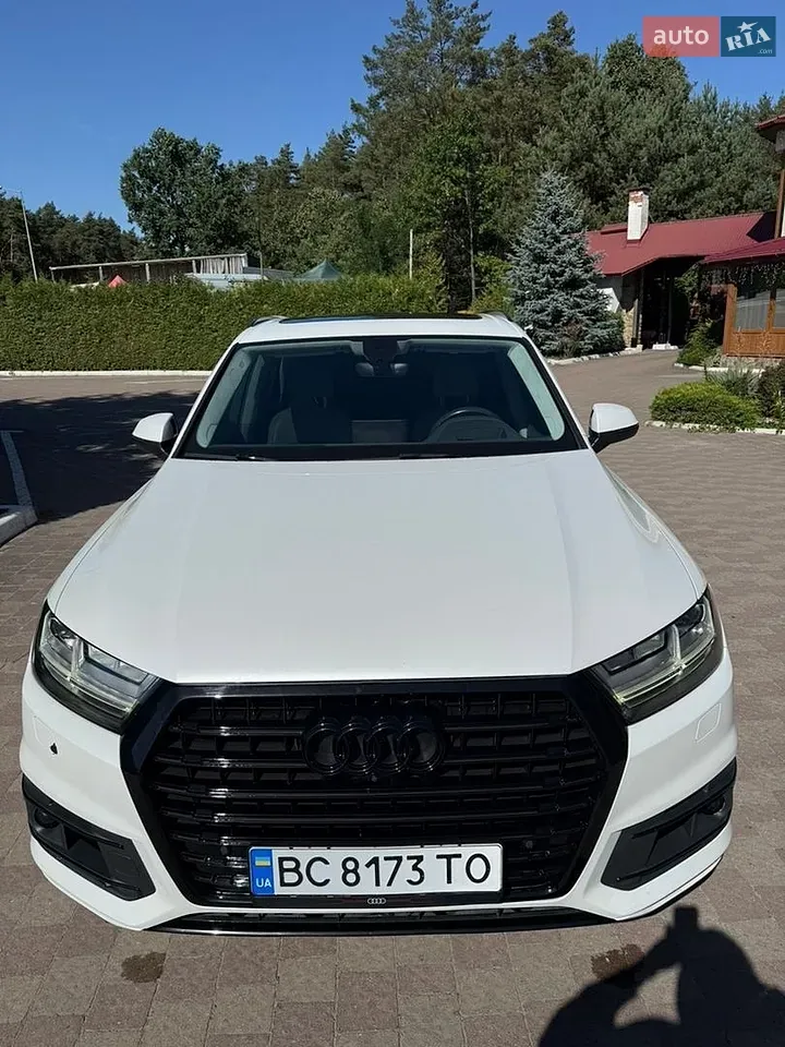 Audi Q7 2016 photo 2