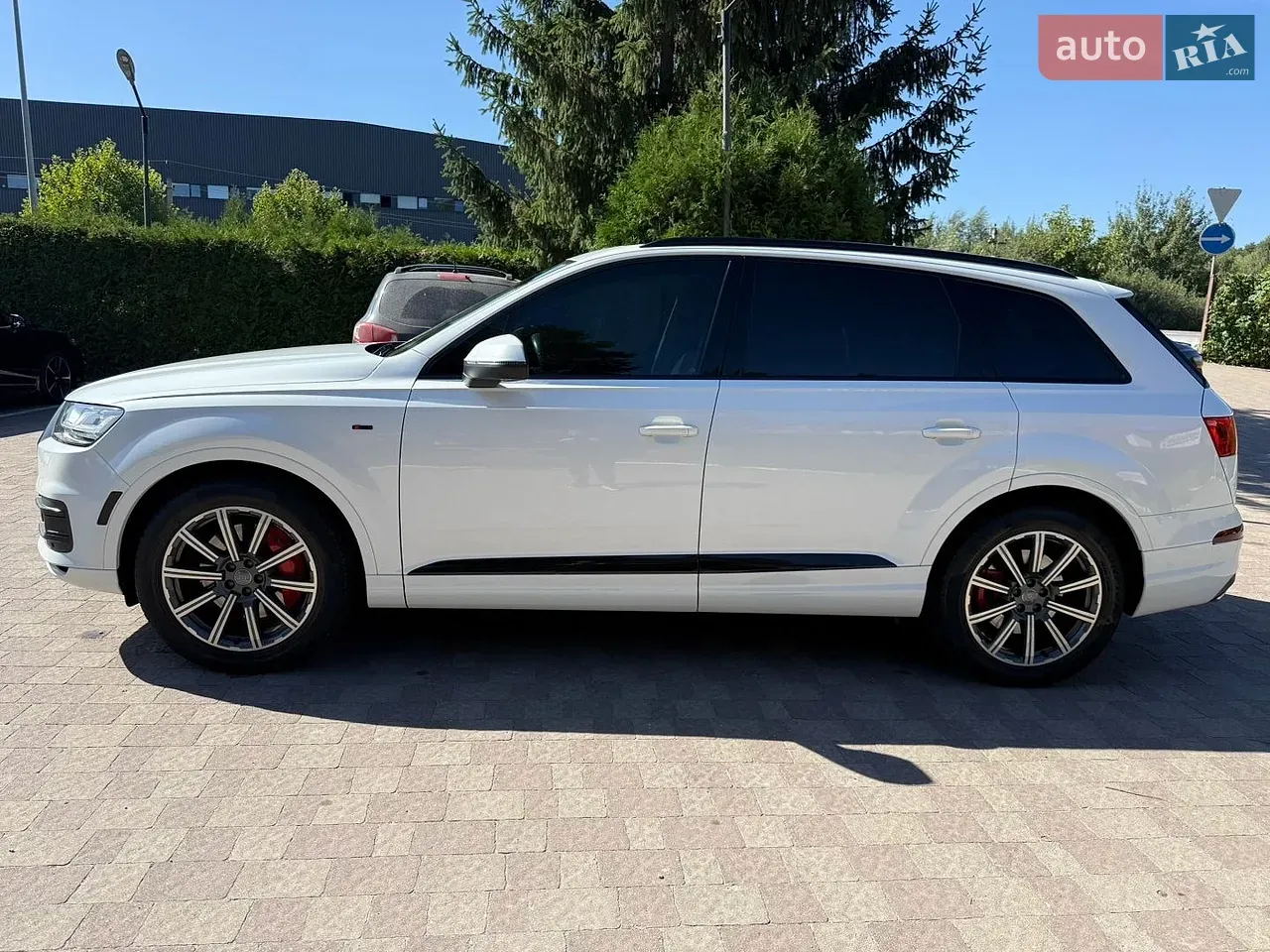 Audi Q7 2016 photo 4