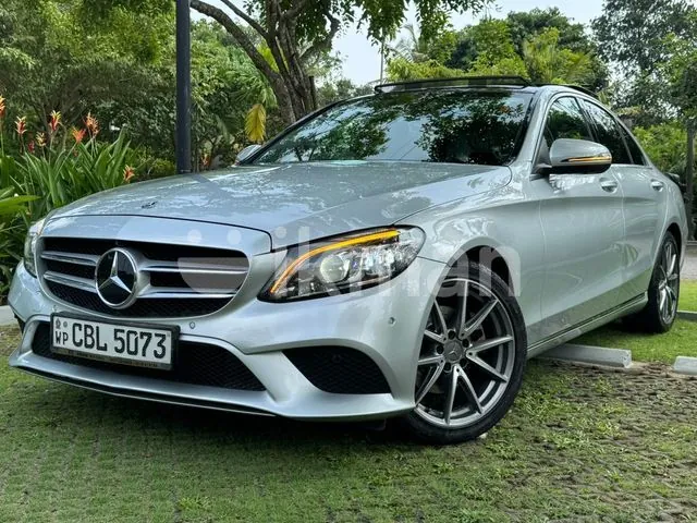 Mercedes-Benz C200 2021 photo 2