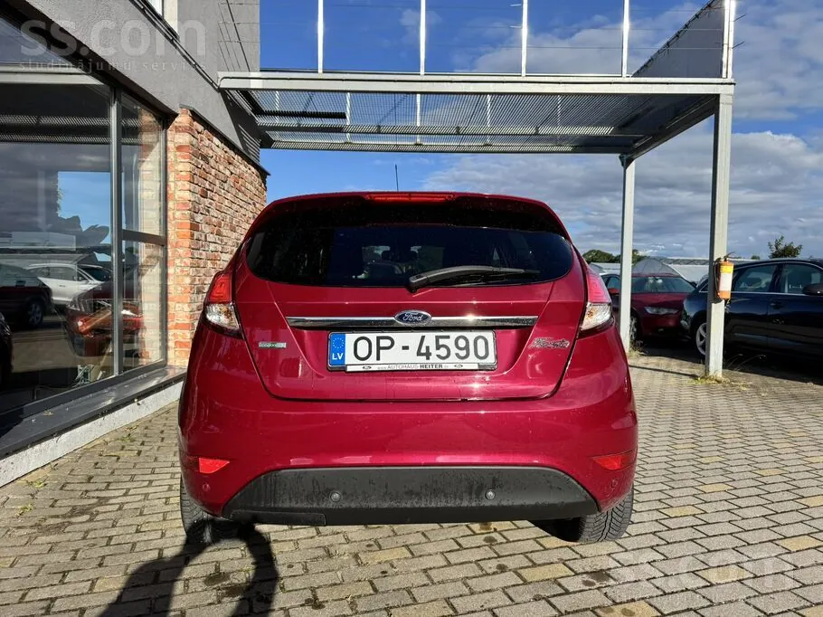 Ford Fiesta 2014 photo 4