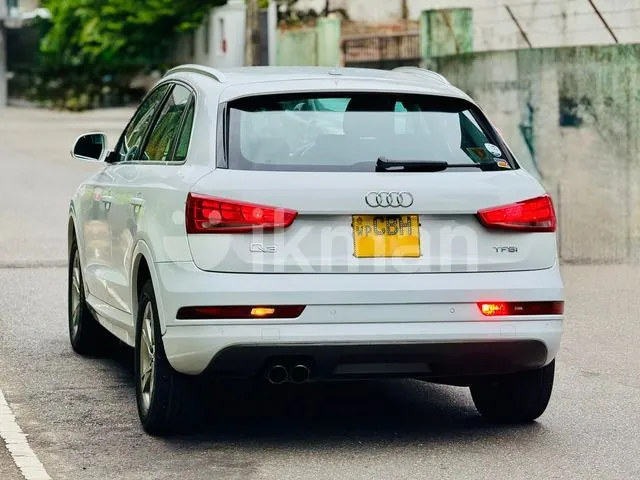 Audi Q3 2017 photo 5