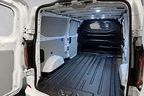 Ford Transit Custom 2025 photo 5