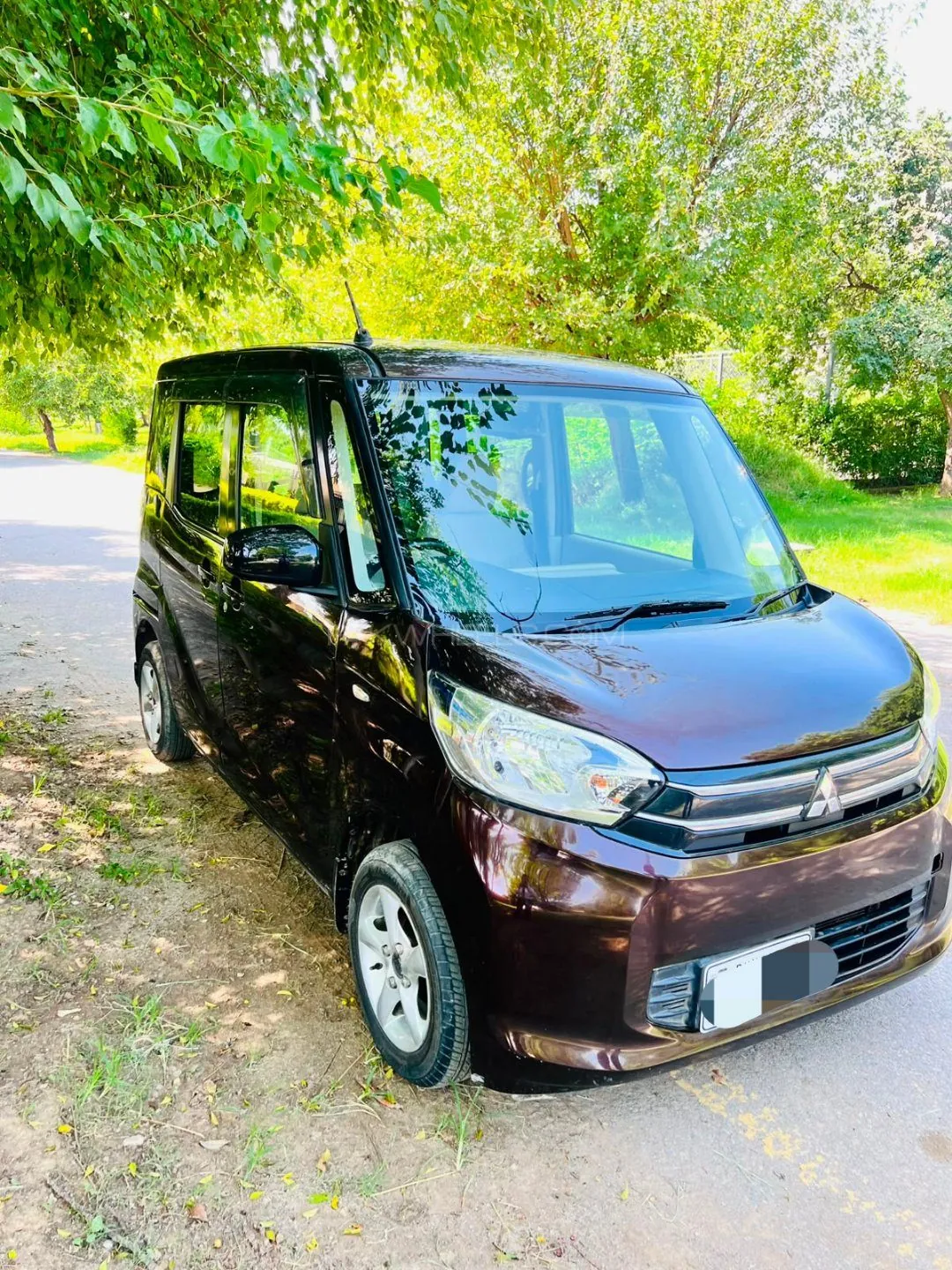 Mitsubishi Ek Custom