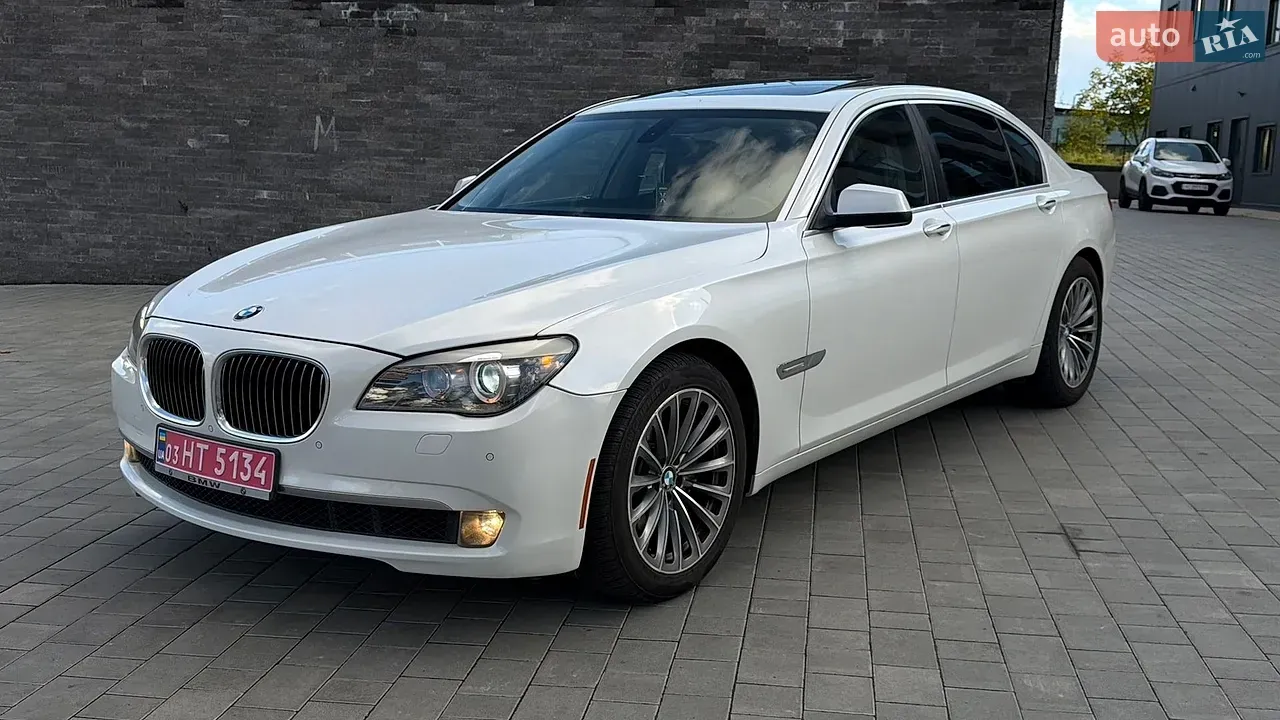 BMW 7 Series 2012 photo 5