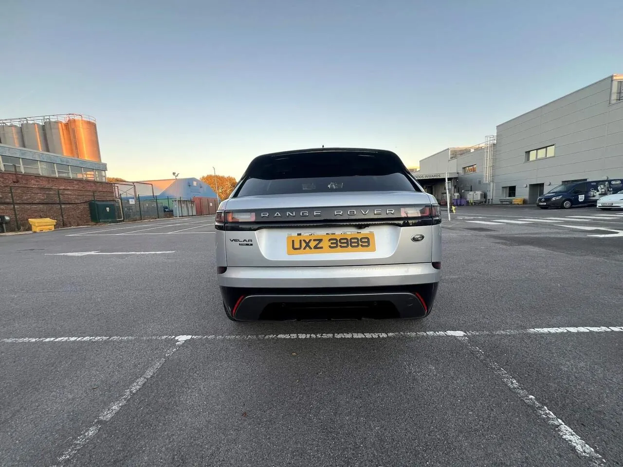 Land Rover Range Rover Velar 2019 photo 5
